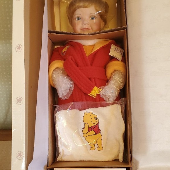 Ashton Drake Galleries doll - "It's our Bathtime, Pooh" #2345FA - Picture 1 of 8